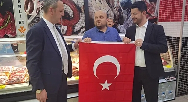Cumhuriyet Bayramına özel 2 bin tane dağıtıldı