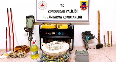 Jandarmadan kaçak kazı operasyonu!