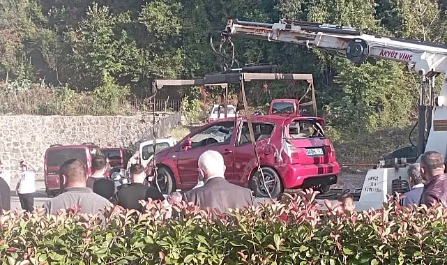 Takla atan araçtan yara almadan kurtuldu!