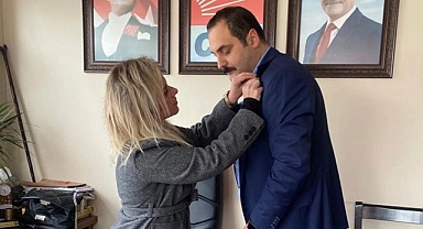 CHP’ye üye oldu… Aday adaylığını açıkladı…