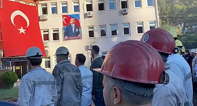 Madenci atasını andı!