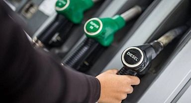 Benzine büyük zam geldi