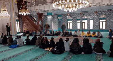 Eğitime değil, dine yatırıma devam... Türkiye'de cami sayısı, okul sayısını geçti