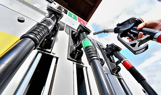 Benzine zam yolda; Çarşamba günü tabelada fiyatlar değişecek