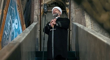 Diyanet’ten fetva: “Kadın eğer eşi izin verirse çalışabilir”