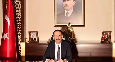 Gazeteciler, sadece haber yapmakla kalmayıp kentin kalp atışlarını da yakalamaktadır