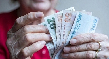 Emekliye beş bin lira bayram ikramiyesi iddiası