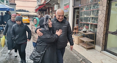 Halk Başkan Bozkurt’u bağrına basıyor